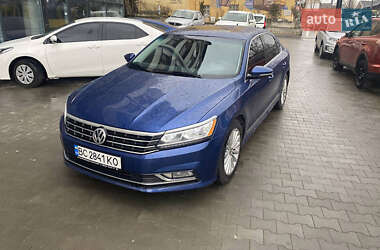 Седан Volkswagen Passat 2017 в Ивано-Франковске