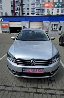 Универсал Volkswagen Passat 2012 в 