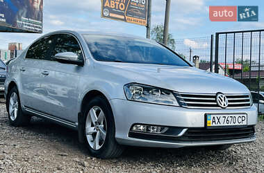 Седан Volkswagen Passat 2012 в 