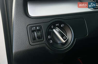 Седан Volkswagen Passat 2012 в 