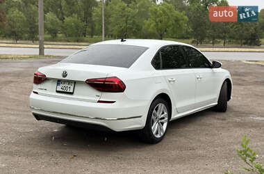 Седан Volkswagen Passat 2018 в Запорожье