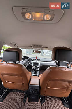 Универсал Volkswagen Passat 2012 в 