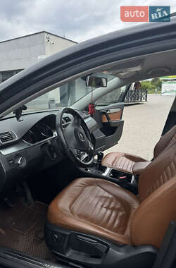 Универсал Volkswagen Passat 2012 в 