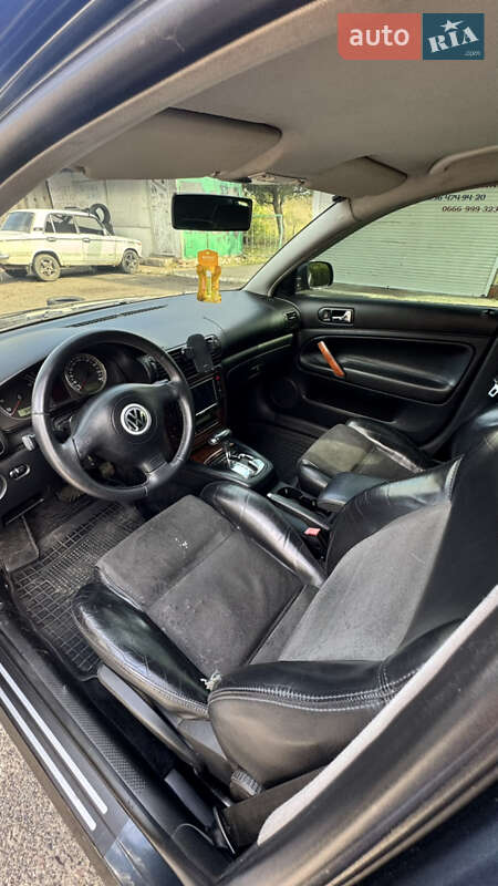 Седан Volkswagen Passat 2002 в Белгороде-Днестровском