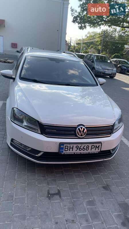 Универсал Volkswagen Passat 2012 в Измаиле