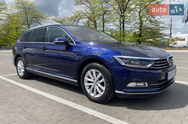 Універсал Volkswagen Passat 2017 в Одесі