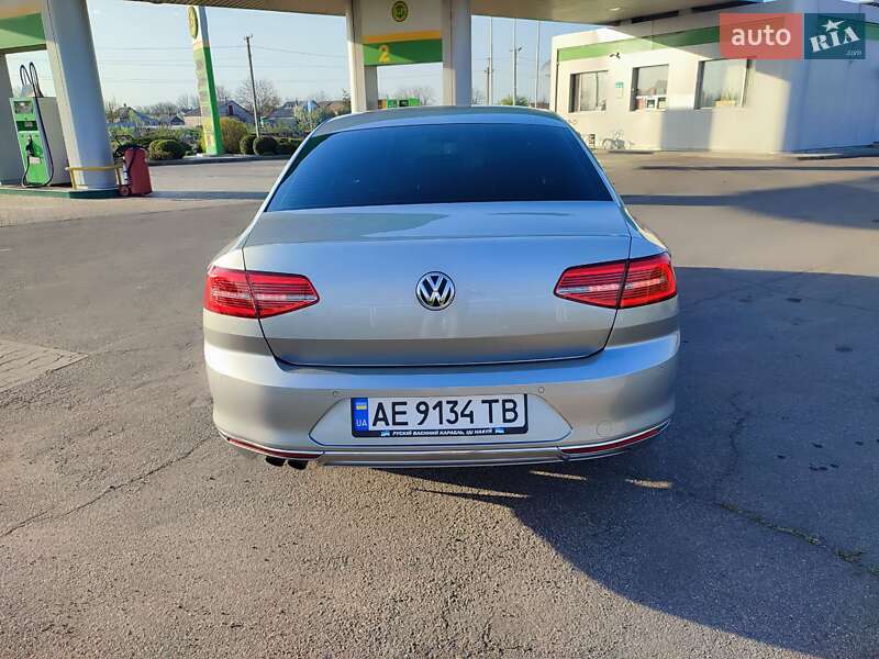 Седан Volkswagen Passat 2015 в Петропавлівці