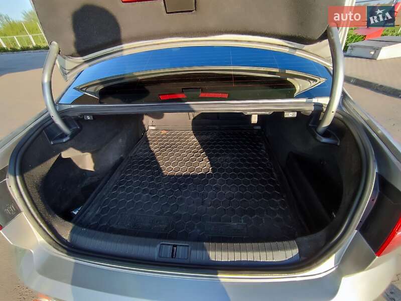 Седан Volkswagen Passat 2015 в Петропавлівці