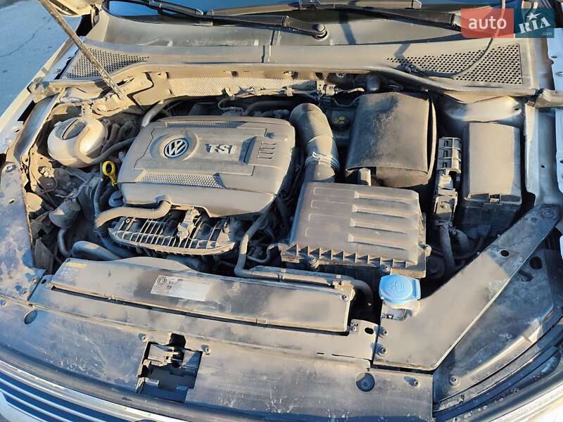 Седан Volkswagen Passat 2015 в Петропавлівці