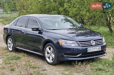 Седан Volkswagen Passat 2013 в Кременчуці