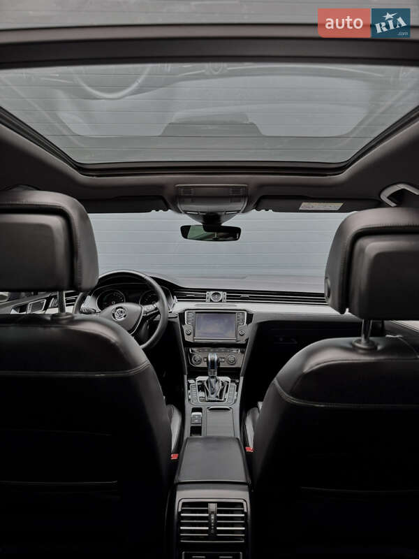 Універсал Volkswagen Passat 2015 в Дубні