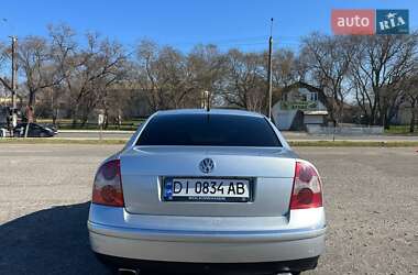 Седан Volkswagen Passat 2002 в 
