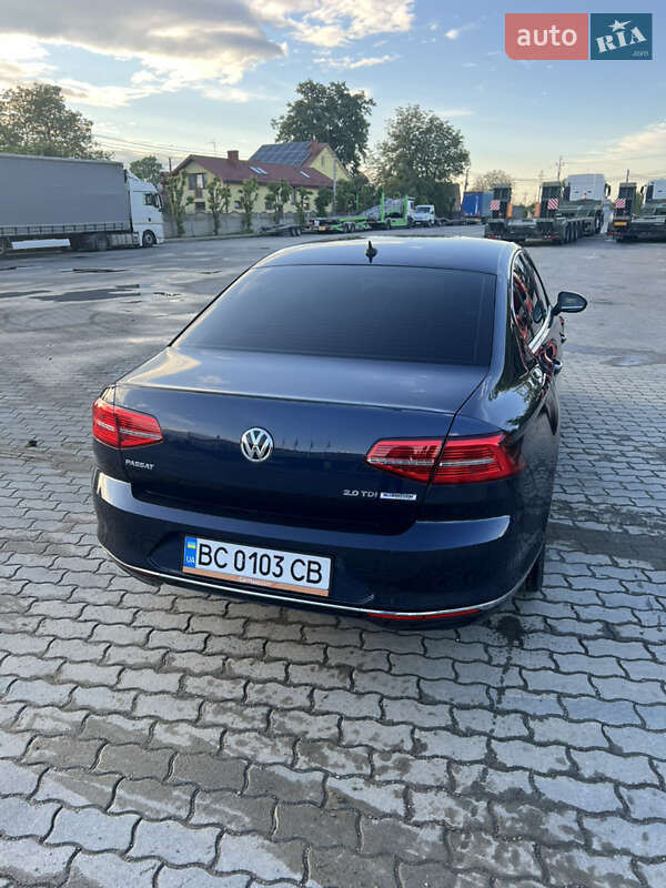 Седан Volkswagen Passat 2017 в Львове