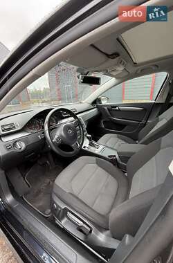 Універсал Volkswagen Passat 2012 в 