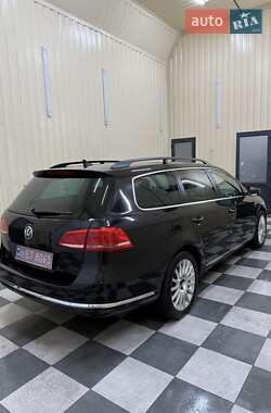 Універсал Volkswagen Passat 2012 в 