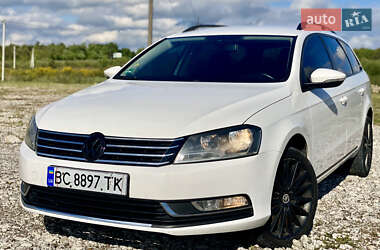 Универсал Volkswagen Passat 2012 в Новояворовске