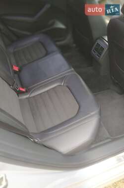 Седан Volkswagen Passat 2014 в 