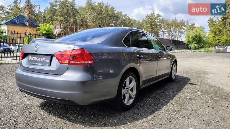 Седан Volkswagen Passat 2015 в Києві