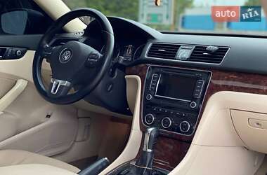 Седан Volkswagen Passat 2013 в 