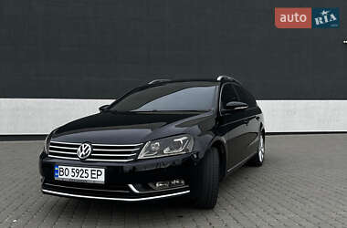 Універсал Volkswagen Passat 2011 в Тернополі