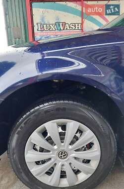 Універсал Volkswagen Passat 2002 в 