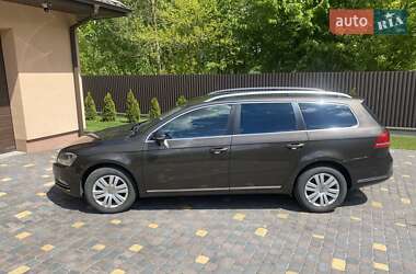 Універсал Volkswagen Passat 2012 в 