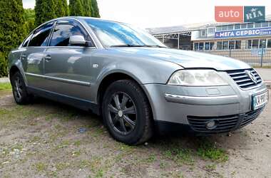 Седан Volkswagen Passat 2004 в 