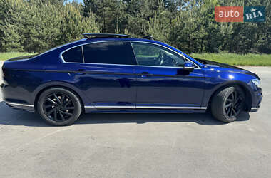Седан Volkswagen Passat 2017 в 
