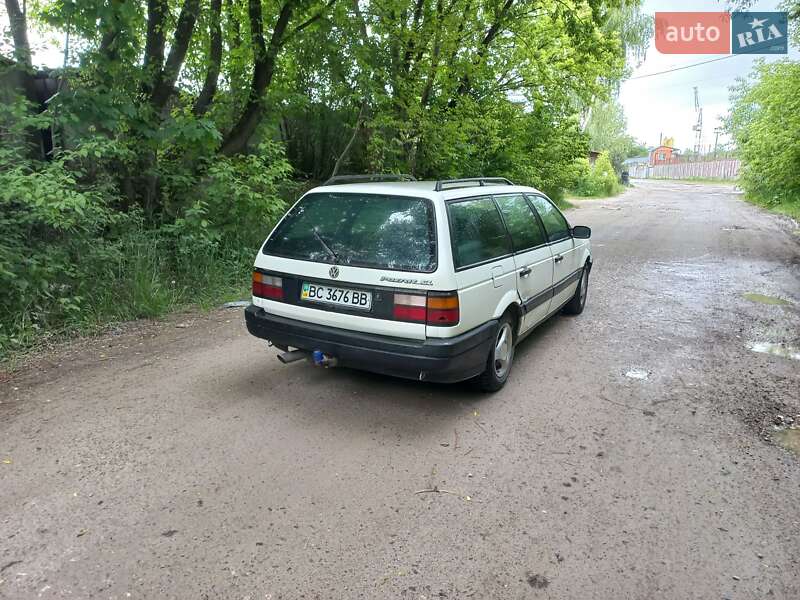 Универсал Volkswagen Passat 1990 в Львове