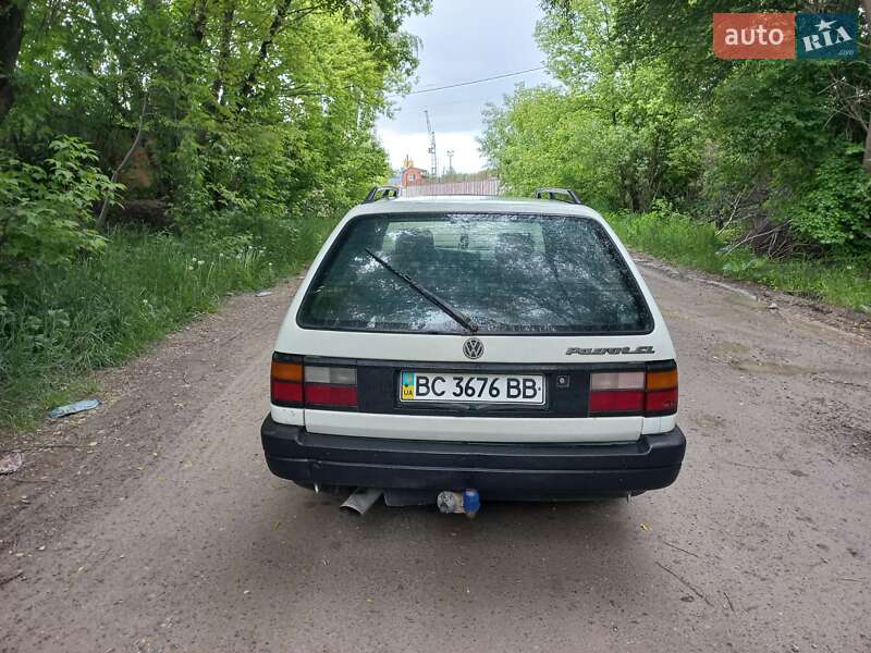 Универсал Volkswagen Passat 1990 в Львове