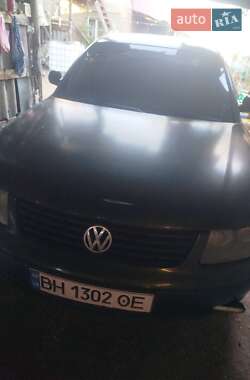 Седан Volkswagen Passat 1998 в Березовке