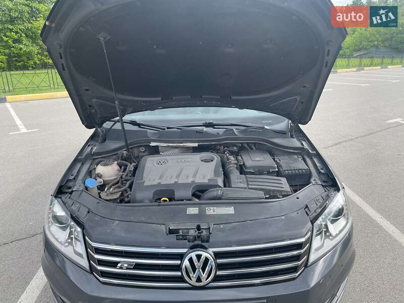 Універсал Volkswagen Passat 2013 в Києві