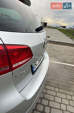Універсал Volkswagen Passat 2011 в 