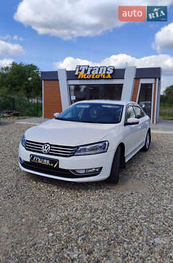 Седан Volkswagen Passat 2013 в 