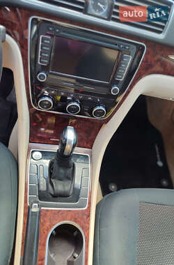 Седан Volkswagen Passat 2013 в 