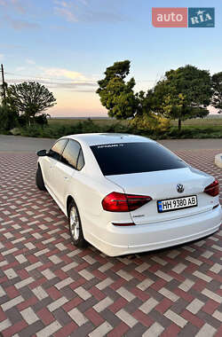 Седан Volkswagen Passat 2018 в 