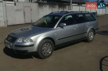 Универсал Volkswagen Passat 2000 в Ровно