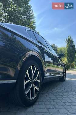 Седан Volkswagen Passat 2015 в 