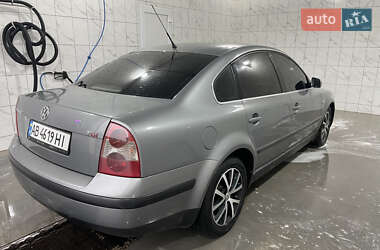 Седан Volkswagen Passat 2001 в 