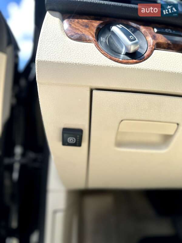 Седан Volkswagen Passat 2012 в Киеве