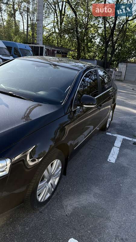 Седан Volkswagen Passat 2007 в Світловодську
