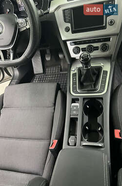 Универсал Volkswagen Passat 2015 в Полтаве