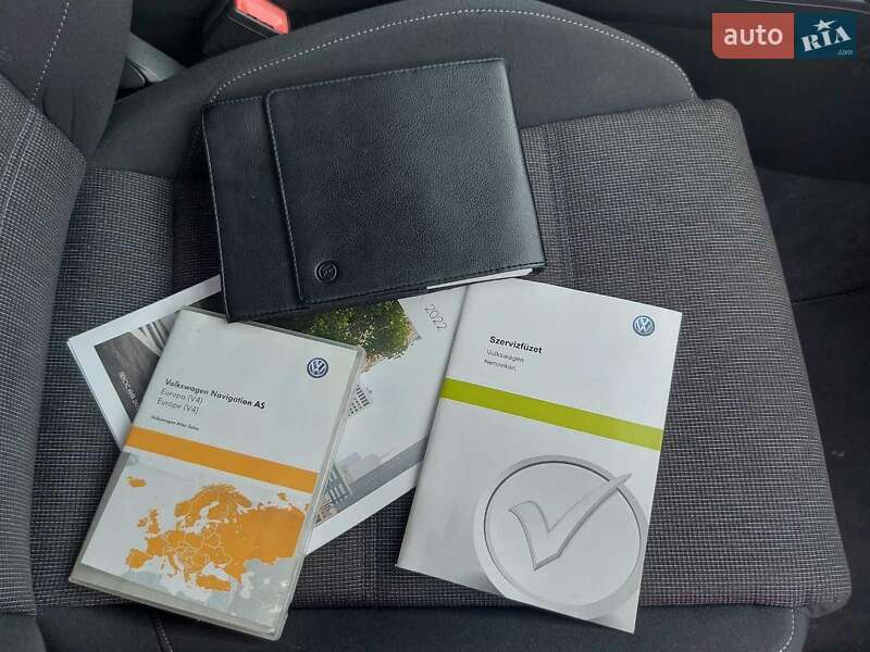 Универсал Volkswagen Passat 2016 в Синельниково