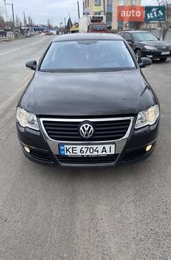 Седан Volkswagen Passat 2009 в Днепре