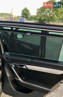 Универсал Volkswagen Passat 2011 в 