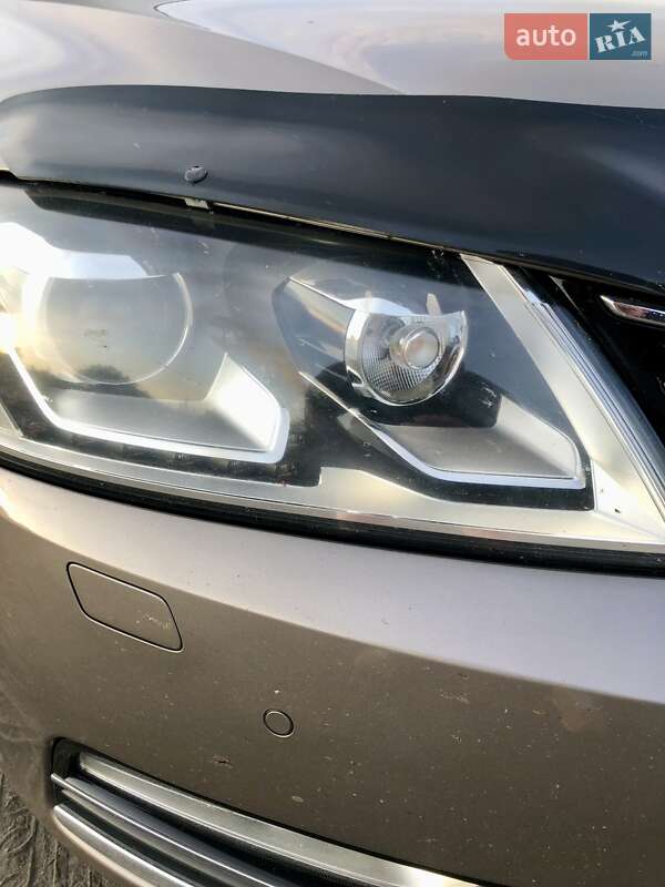 Универсал Volkswagen Passat 2011 в Луцке