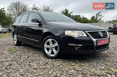 Універсал Volkswagen Passat 2009 в 