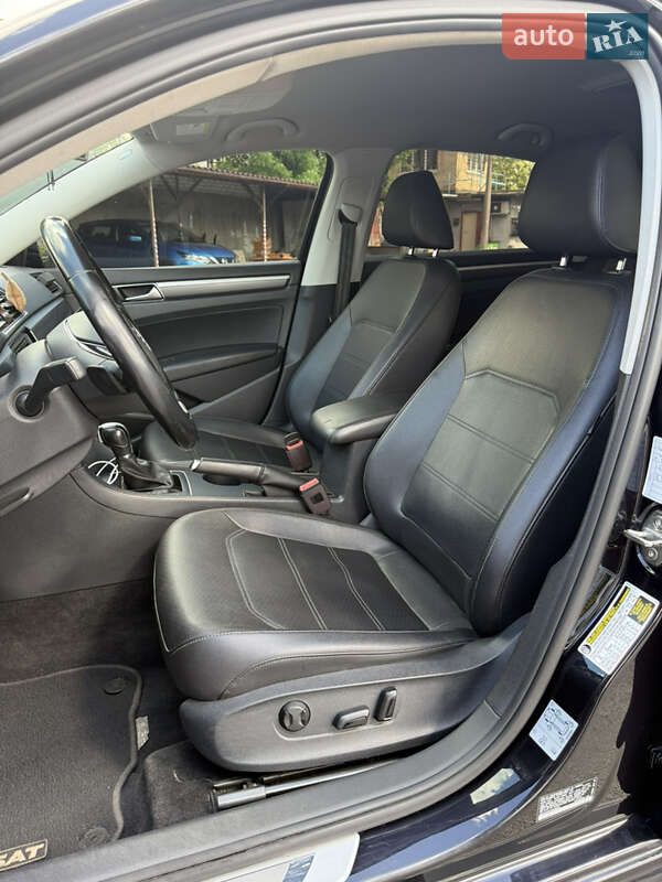 Седан Volkswagen Passat 2017 в Киеве