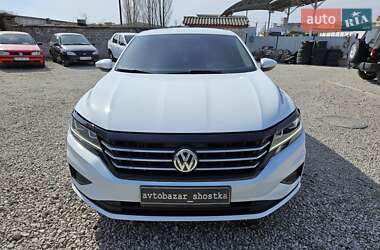 Седан Volkswagen Passat 2019 в Шостке