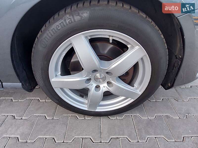 Универсал Volkswagen Passat 2014 в Одессе